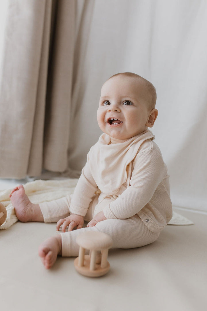 Organic Baby Bib - Eggshell