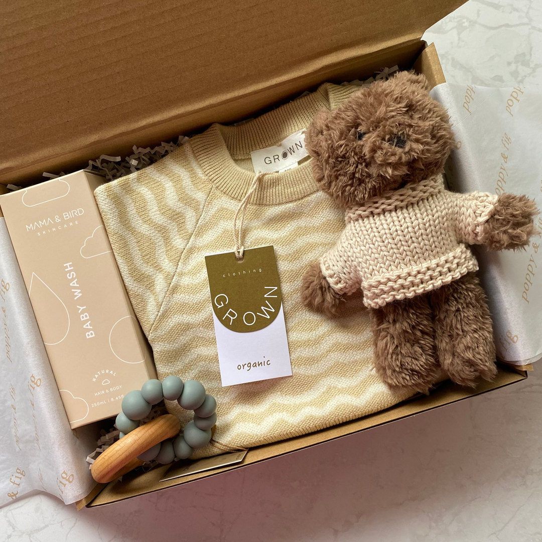 Newborn baby gifts - baby hamper with teddy
